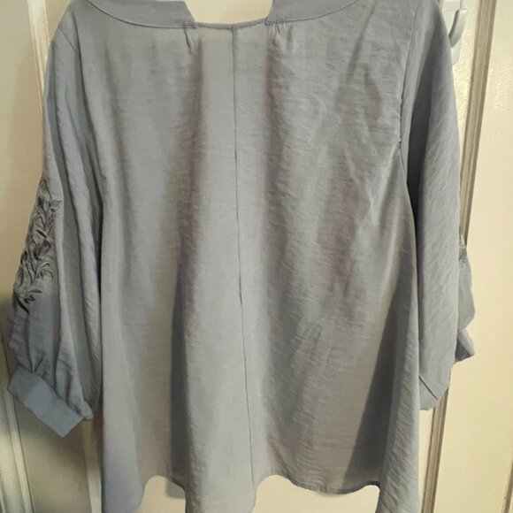 Embroidered Blouse - Picture 5 of 5